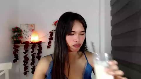 ursandra_xx online show from 03.03.25