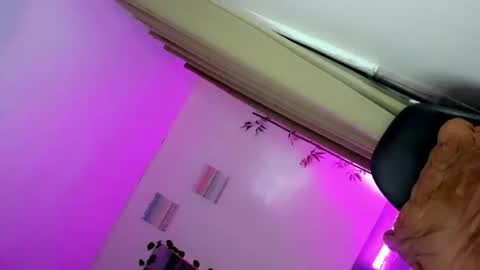 Snapshot of ursashafucker69 chatting on 09.16.25 ursashafucker69 online show from 09.16.25