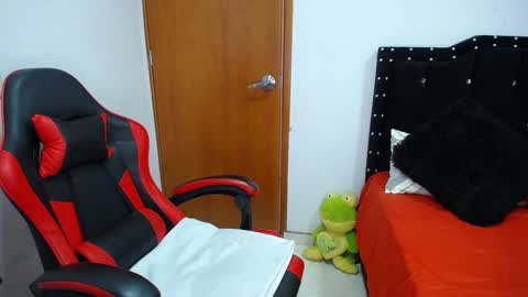 Eveling Blanco  online show from 09.09.25