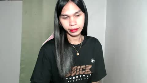 ursweet_zeviixx online show from 11.22.25