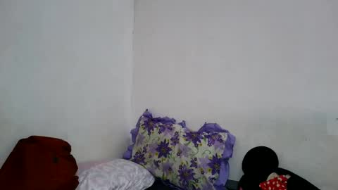 Snapshot of ursweetereca18 chatting on 05.13.26 ERECA online show from 05.13.26