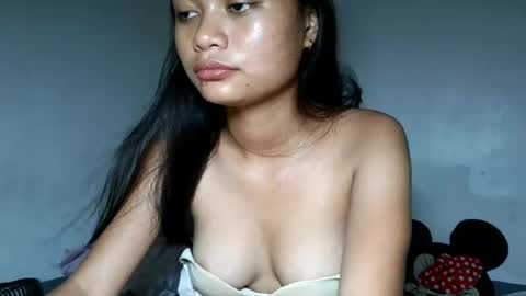 Snapshot of ursweetereca18 chatting on 05.15.26 ERECA online show from 05.15.26