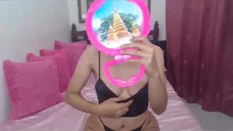 iVANNA online show from 10.25.25