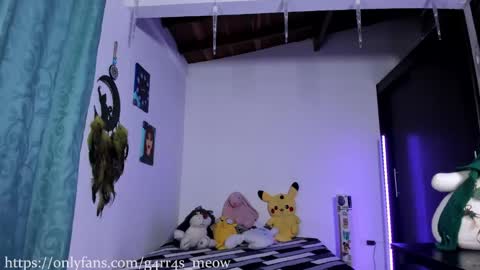    online show from 01.04.25