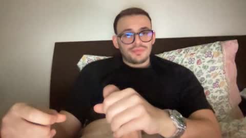 yourstraightguy online show from 04.14.26