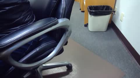 useemie online show from 01.03.25