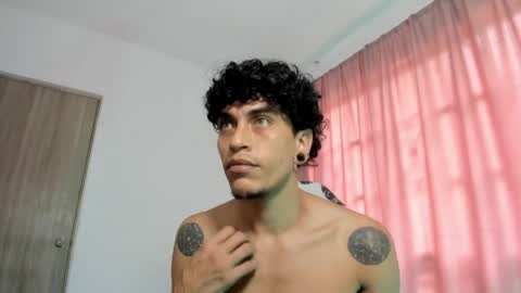 Snapshot of usxr chatting on 03.30.26 usxr online show from 03.30.26