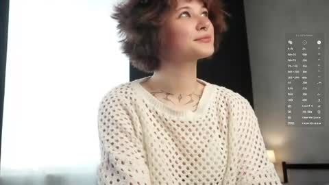 Snapshot of uteelser chatting on 06.19.26 Daisy online show from 06.19.26