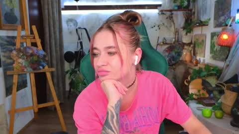 Leila online show from 12.02.24