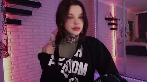 Eva online show from 12.16.24