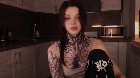 Eva online show from 12.18.24