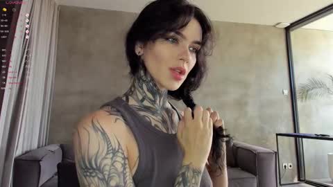 Eva online show from 10.17.25