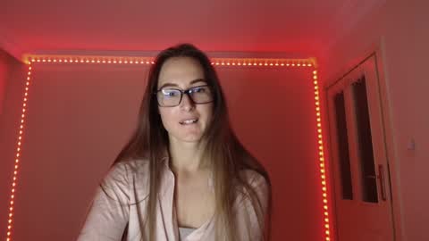 Valensiya online show from 11.08.25