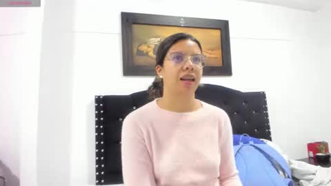 Vahiolet smith online show from 12.17.25