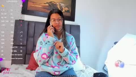 Vahiolet smith online show from 02.12.26