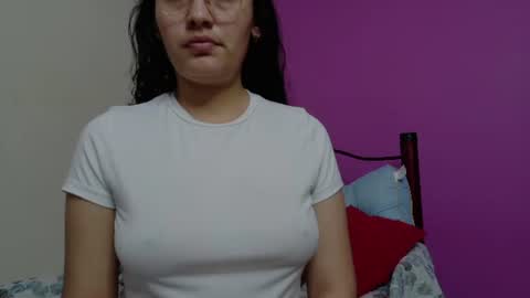 Snapshot of vainilla_cam chatting on 06.16.26 Vainilla online show from 06.16.26