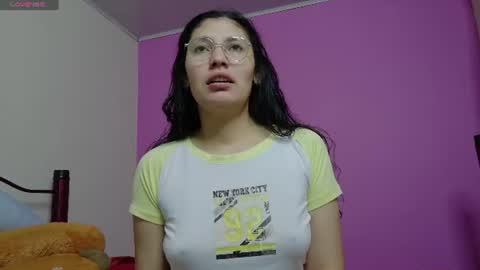 Snapshot of vainilla_cam chatting on 06.28.26 Vainilla online show from 06.28.26