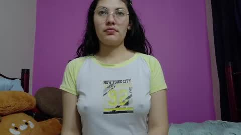 Snapshot of vainilla_cam chatting on 07.16.26 Vainilla online show from 07.16.26