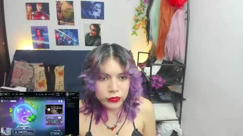 Snapshot of vaioletuwu chatting on 04.17.26 Vaiolet1314 online show from 04.17.26