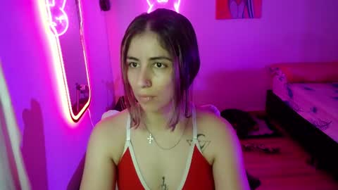 Snapshot of val_angelll chatting on 06.11.26 valentina online show from 06.11.26