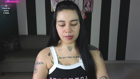 Snapshot of val_bardot1 chatting on 01.03.25 first of all... who are u online show from 01.03.25