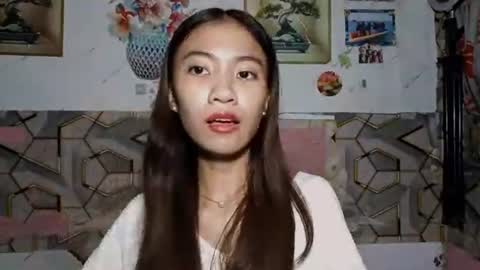 Snapshot of valenciasumney chatting on 06.10.26 Camille online show from 06.10.26