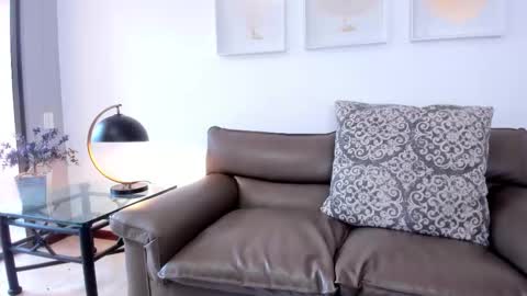 Valen online show from 09.29.25