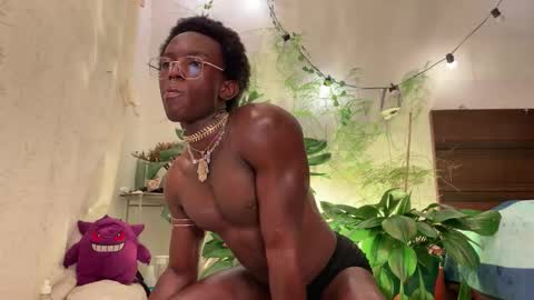 Snapshot of valent1nn chatting on 01.09.26 Valentin independent Cam Boy online show from 01.09.26