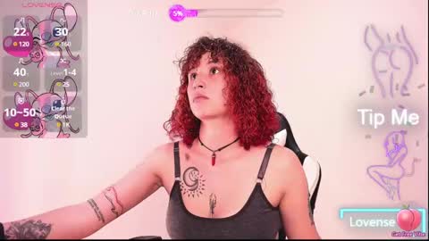 Snapshot of valent_27 chatting on 02.20.25 Valentina online show from 02.20.25