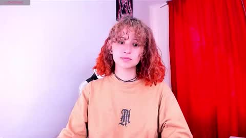 Snapshot of valent_27 chatting on 09.09.25 Valentina online show from 09.09.25