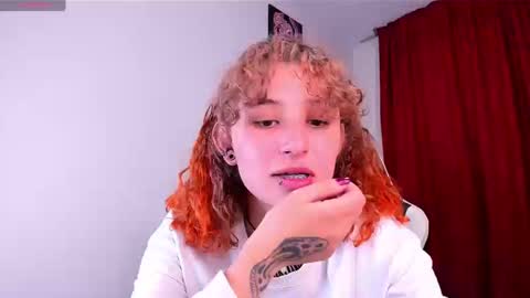 Snapshot of valent_27 chatting on 09.10.25 Valentina online show from 09.10.25