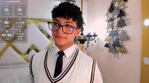 Valentin0 online show from 10.23.25