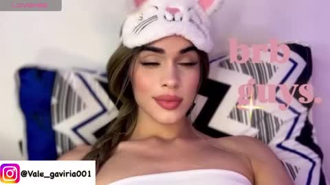 Snapshot of valentina_gaviria_ chatting on 02.10.25 VALENTINA GAVIRIA online show from 02.10.25