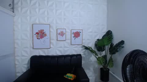 Valentina  online show from 02.21.25