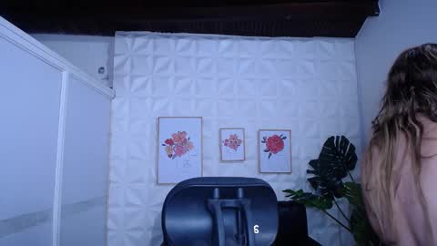 Valentina  online show from 09.08.25