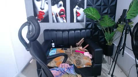 Valentina  online show from 04.10.26