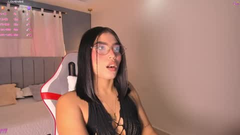 Snapshot of valentina_noa chatting on 06.07.26 Valentina online show from 06.07.26
