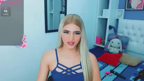 Snapshot of valentina_princess_ chatting on 02.28.25 valentina_princess_ online show from 02.28.25