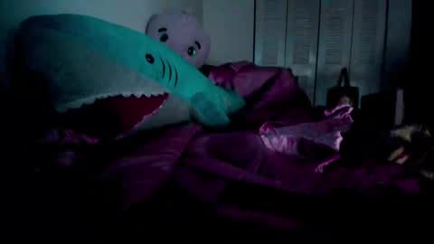 Tina Bates online show from 09.20.25