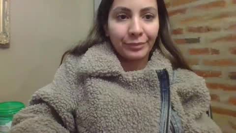 Snapshot of valentinaseleni24 chatting on 06.17.26 valentinaseleni24 online show from 06.17.26