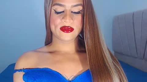 VALENTINA   online show from 12.19.25