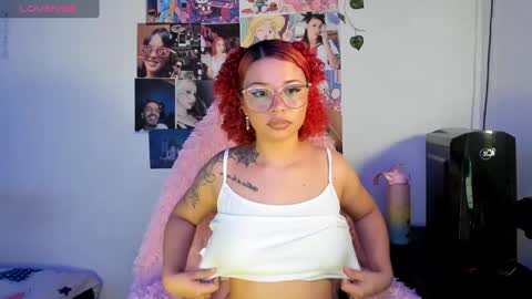 Danielle  Please help me to reach 300 thumbs up online show from 12.13.24