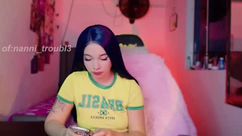 Danielle  Please help me to reach 300 thumbs up online show from 09.27.25