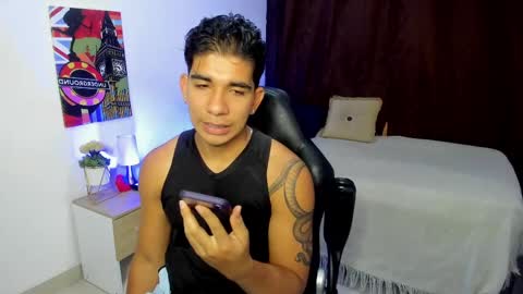 Snapshot of valentino_moura_ chatting on 03.05.25 VALENTINO MOURA online show from 03.05.25