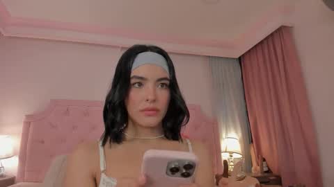 Vale Toro  online show from 02.15.26