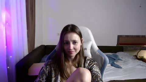 Snapshot of valents_cherry chatting on 01.12.25 Valentina online show from 01.12.25