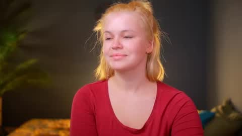 Snapshot of valeri______ chatting on 06.29.26 valeri______ online show from 06.29.26