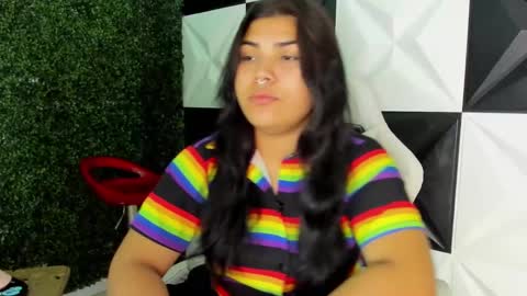 valeri_harpers4 online show from 11.16.25