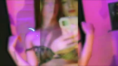Snapshot of valeria_mendozza chatting on 07.03.26 online show from 07.03.26
