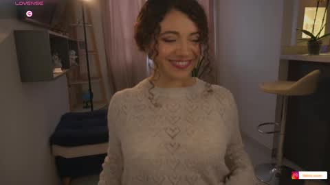 Snapshot of valeria_rosses chatting on 05.22.26 Valeria online show from 05.22.26